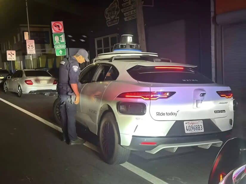 Image for Waymo Driverless Car Pulled Over by Bay Area Police During DUI Operation post
