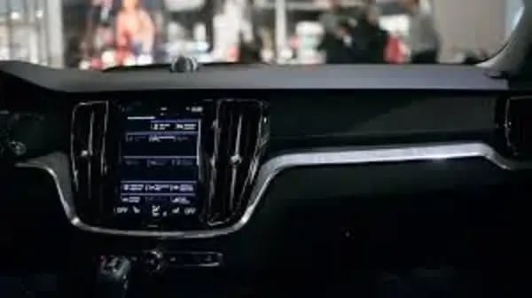 Volvo-and-Polestar-Infotainment-System-Failures.