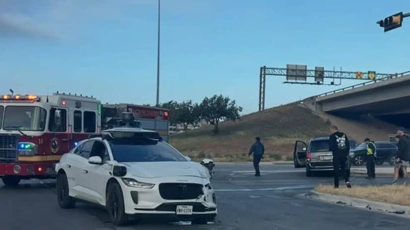 Image for Waymo Vehicle Involved in Multi-Vehicle Crash post