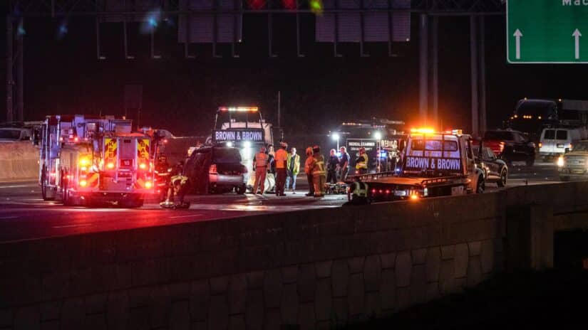 Image for 2 Dead After Wrong-Way Crash on I-285: Early Morning Tragedy Shakes DeKalb County post