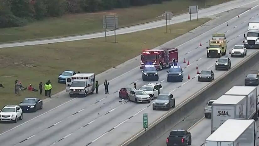 Image for Multi-Vehicle Crash on I-285 North in DeKalb County post