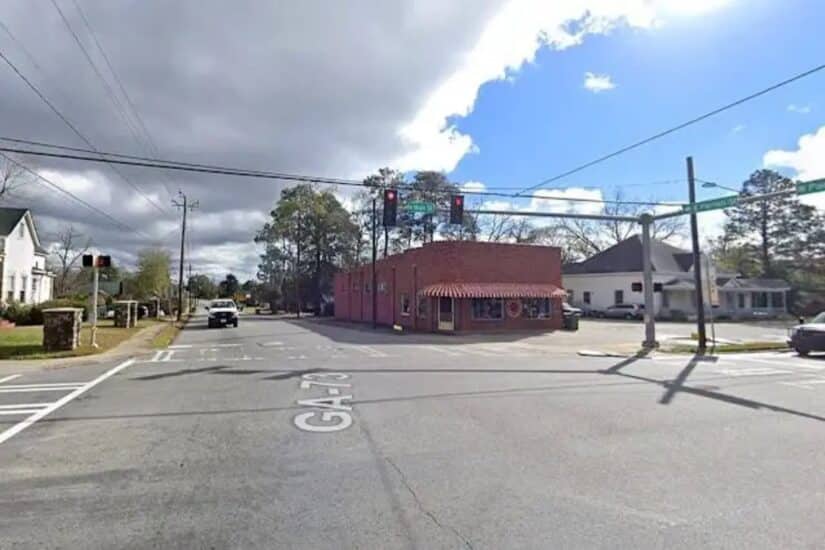 Image for 57-Year-Old Woman Struck and Killed While Crossing Street in Statesboro post