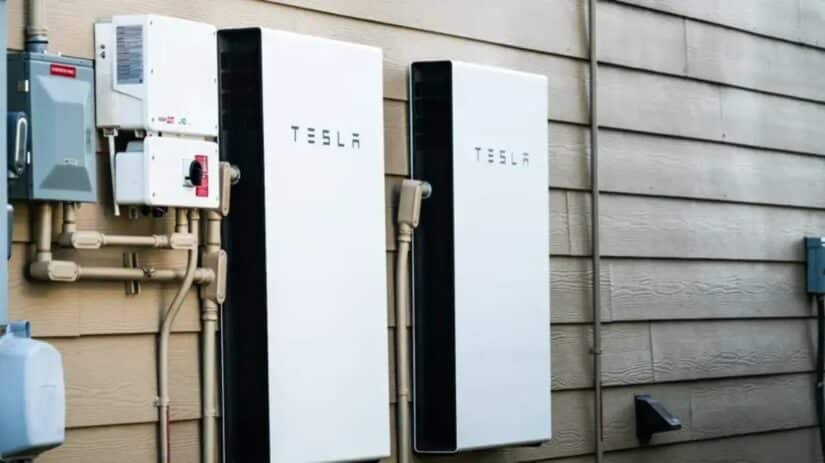 Image for Tesla Class Action Claims Powerwall 2 Battery Systems Are Defective post