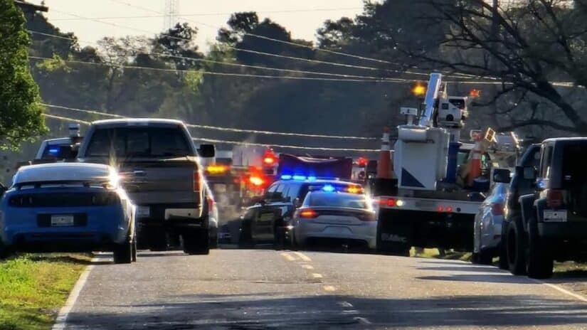 Image for Wrong-Lane Crash on U.S. 52 in Darlington County Leaves One Driver Dead post