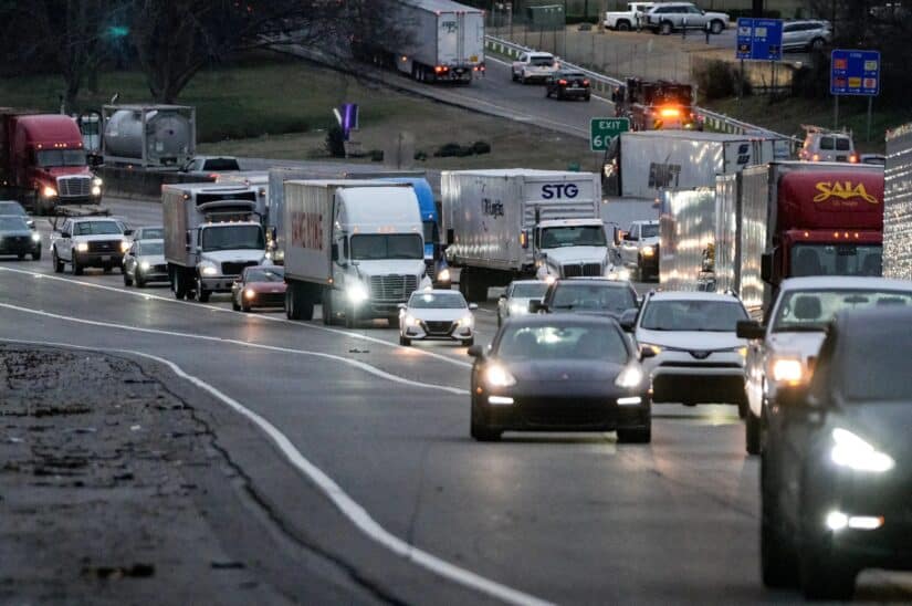 Image for All Lanes Closed After Multi-Vehicle Crash on I-285 East in Cobb County post