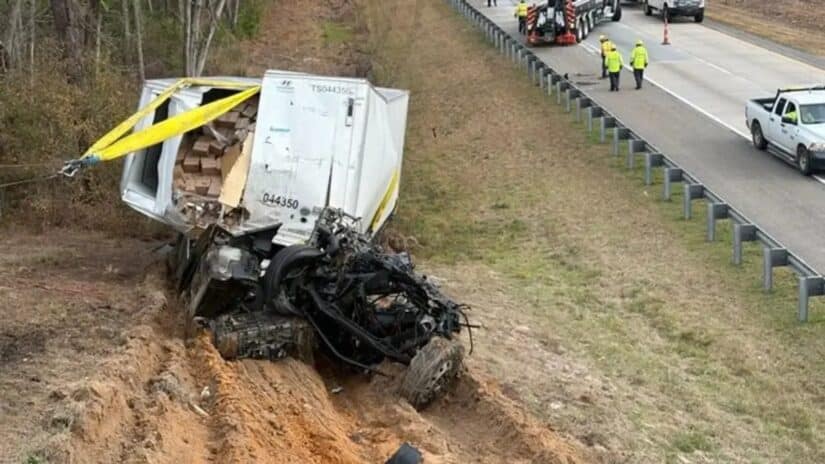 Image for One Injured in Single Vehicle Crash on I-95 Southbound in Colleton County post