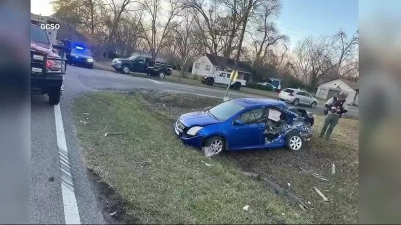 Image for Three-Vehicle Crash on Ridge Road Triggers Arrest in Grady County post