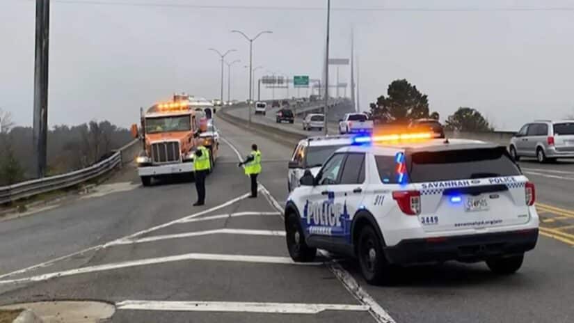 Image for Traffic Diverted on US 17 Talmadge Bridge After Morning Crash post