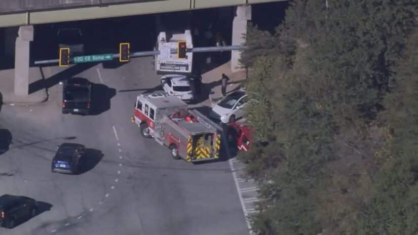 Image for 8 Hurt in Crash Between MARTA Bus and Truck post