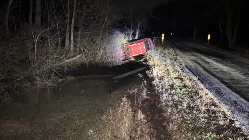 Image for Crash in DeKalb County Brings Down Power Pole on Idlewild Road post