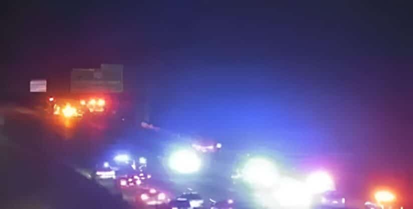 I-285 southbound crash DeKalb County traffic blockage